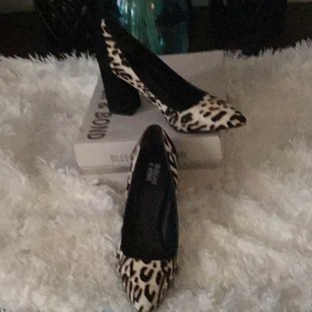 Pointe Pump - Picture 8 of 8